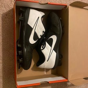 Hardly worn molded Nike molded cleats